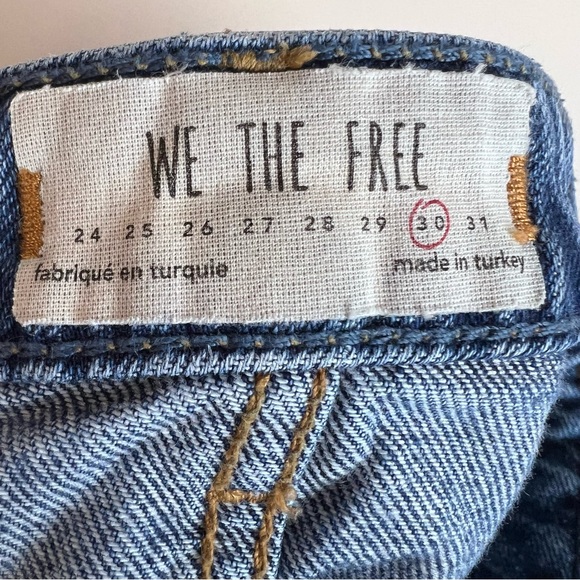 We The Free Distressed Denim Mini Skirt Size 30 - Picture 9 of 11